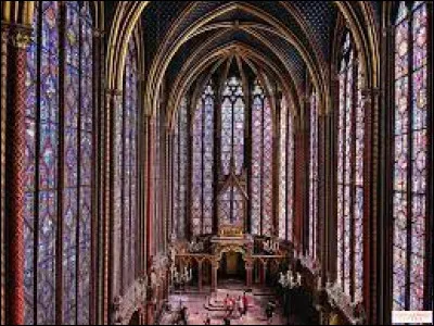26 avril, la Sainte Chapelle, chapelle palatine édifiée sur lîle de la Cité, à Paris, à la demande du roi Louis IX, est officiellement consacrée : c'était en ...