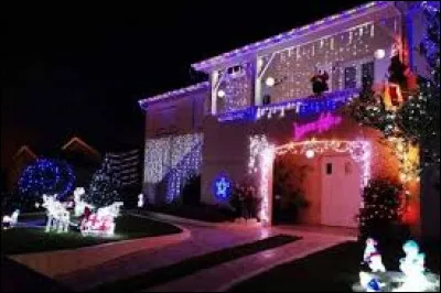 Je vous emmène maintenant en Occitanie, à Saint-Laurent-de-la-Salanque. Ville de l'aire d'attraction Perpignanaise, sur les bords de l'Agly, elle se situe dans le département ...