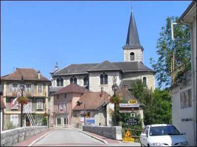 Cette commune du département de la Savoie, peuplée de 1 200 habitants et traversée par le Guiers, c'est ...