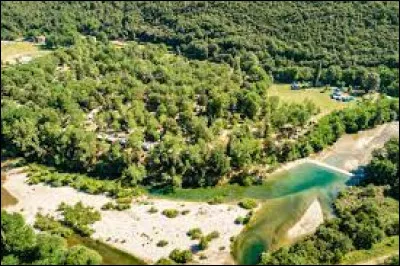 Cette commune de 280 habitants, située dans le nord du département du Gard, près d'Alès, c'est ...