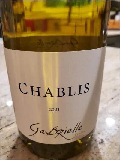 À quel chanteur faut-il attribuer le titre "Gabrielle" ?