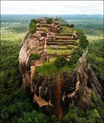 Quel pays était connu sous le nom de Ceylan ?