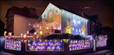 Ici, nous sommes en Normandie, au Petit-Quevilly. Ville de la métropole Rouennaise, elle se situe ...