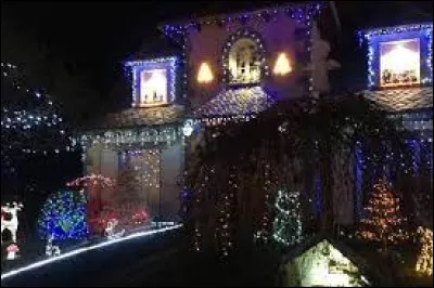 Nous sommes maintenant das le Cantal, à Arpajon-sur-Cère. Nous nous trouvons dans l'ex région ...