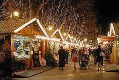 Je vous emmène en Corse, au marché de Noël d'Appietto. Commune de l'aire urbaine Ajaccienne, elle se situe dans le département ...