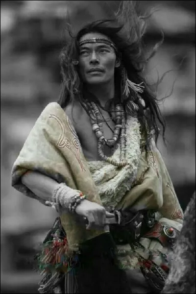 Moi grand chef sioux, vais vous raconter notre histoire : C'est dans le Dakota du Sud, qu'une nuit de pleine lune, j'eus le bonheur de rencontrer la femme qui serait mienne, nos yeux se croisèrent et au premier regard...