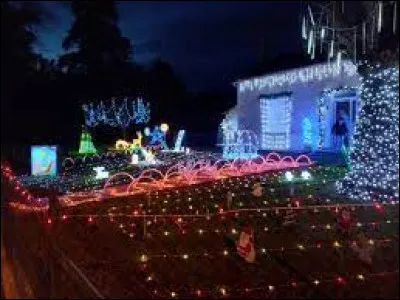 Ville de Nouvelle-Aquitaine, dans l'aire d'attraction Angoumoisine, Gond-Pontouvre se situe dans le département ...