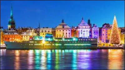 Stockholm est la capitale de la Suède.