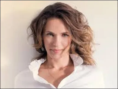 Pourquoi est-elle partie d'après le titre de l'une de ses chansons ?