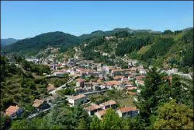 Cette commune du d&eacute;partement de l'Ard&egrave;che, peupl&eacute;e de 2 800 habitants, situ&eacute;e dans une petite r&eacute;gion montagneuse au nord de Privas, c'est ...
