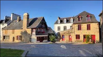 Cette commune du Finist&egrave;re peupl&eacute;e de 1 800 habitants, situ&eacute;e au fond d'une ria de la rade de Brest, c'est ...