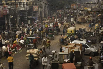 Fin avril 2023, quel pays devient le pays le plus peuplé au monde, avec plus de 1 425 000 000 habitants ?