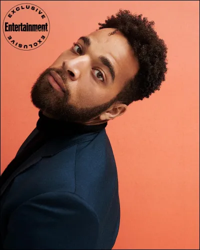 Son nom d'acteur est :