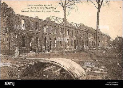 Qui chantait "Les Corons" ?