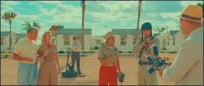 Lequel de ces films est réalisé par Wes Anderson et montre Scarlett Johansson dans la peau d'une star de cinéma ?