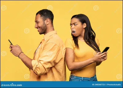 Tu découvres par divers moyens que ton petit ami te trompe.
Quelle est ta réaction ?