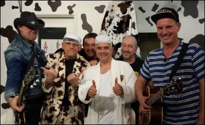 Quel est ce groupe masculin français de rock et de musique humoristique aux paroles grivoises, formé de 6 membres, actif de 1986 à 1993 et depuis 2006 ?