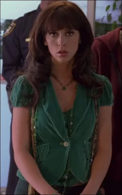 Dans quelle série l'héroïne se prénomme Melinda et a le don de parler aux esprits ?