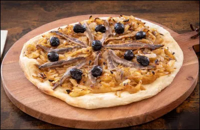 La cuisine niçoise est l'une des plus riches de France, elle compterait pas moins de 200 recettes ! Or, mise à part la célèbre salade niçoise, saurez-vous repérer des plats de Nice et de sa région dans les listes suivantes ?