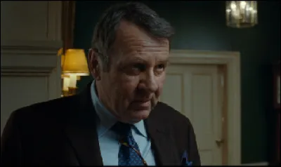 Tom Wilkinson a joué dans un thriller de Roman Polanski, sorti en 2010, dans lequel il côtoie Ewan McGregor, Pierce Brosnan et Jon Bernthal. Quel est ce film ?