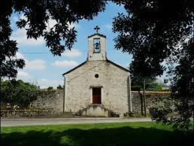 Vous avez sur cette image la chapelle de Maranzais. Hameau Deux-Sévrien, dépendant de l'ancienne commune de Taizé-Maulais, il se situe dans l'ex région ...