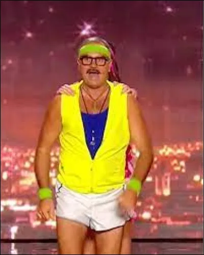 Puis écoutons cette célèbre chanson très récente que nous avons découverte sur ''La France a un incroyable talent'', c'est : "La Chenille..."