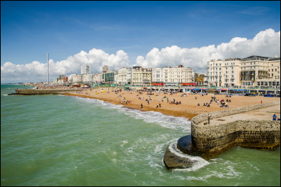 Dans quel pays se trouve Brighton ?