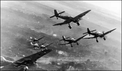 Les Allemands utilisent à plein les concepts de choc et de vitesse. Comment se nomme cette guerre de mouvement ?