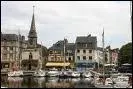 Elle s'tend de Honfleur  Cabourg :