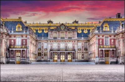 À quel âge Louis XIV devint-il roi ?