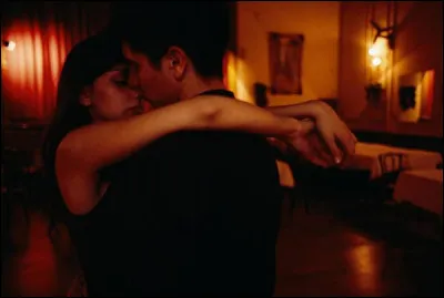 Gêné : qui chantait les mots "Tu voulais faire l'amour, comment fait-on l'amour ? Je n'étais pas un géant, j'étais plutôt gêné, quelle drôle d'idée..." ?