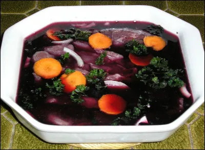 Genévrier : Très utiles pour les marinades, de quelle couleur sont ses baies ?