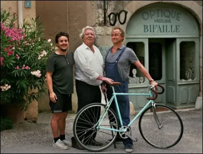 Quel est le secret de Raoul Taburin réparateur de vélo ?