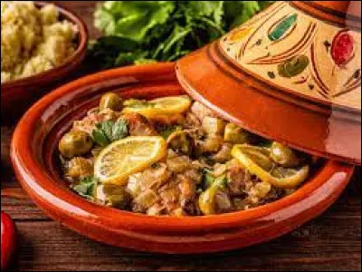 Quel est ce plat traditionnel de la cuisine marocaine à base de viande et de légumes ?