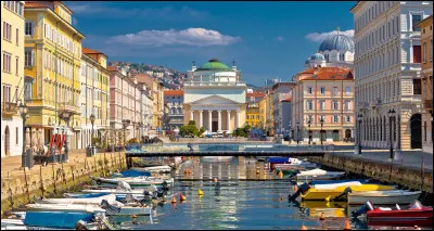 Trieste : par quelle mer est bordée la ville de Trieste ?