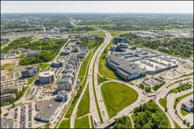 Dans quel pays se trouve Vantaa ?