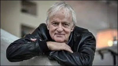 Quel est le vrai nom du chanteur Dave ?