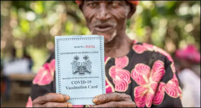 Plus sérieusement, l'OMS a noté en 2023 des progrès considérables réalisés dans la vaccination contre le HPV. Quel cancer ce virus peut-il causer ?