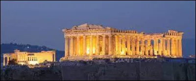 Pour finir, je vais vous demander le nom des habitants d'Athènes (Grèce). Ce sont des ...