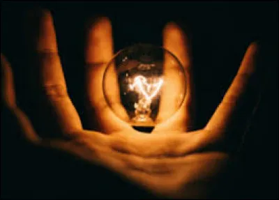 À qui doit-on cette célèbre citation : "Science sans conscience n'est que ruine de l'âme" ?