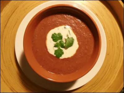 Comment nomme-t-on un potage à base de haricots rouges ?