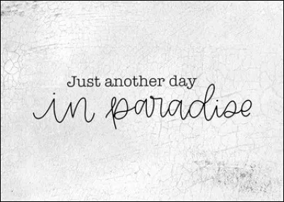 A quel chanteur doit-on les tubes "One More Night" et "Another Day in Paradise" dans les années 80 ?
