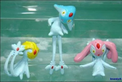 Il cra ensuite Crehelf, Crefadet et Crefollet , qui donnerent chacun aux homme et aux pokmon un prsent. Lesquels (dans l'ordre) ?