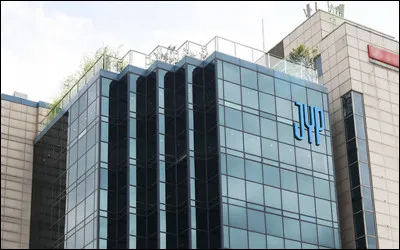 Quelle est lagence de Xdinary Hereos ?