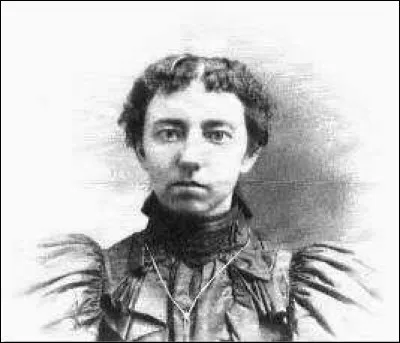 Quel est le nom complet de Carrie Ingalls Swanzey ?