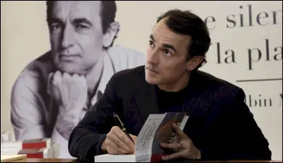 Comment s'intitule cette comédie avec Dupontel ?