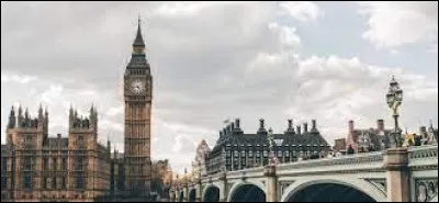 Quel est l'antonyme de "happy" ?