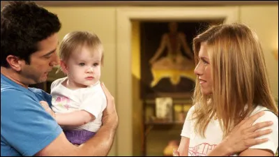 Sur quelle poupée était la robe qu'Emma a portée à un concours de beauté ?