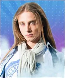 Depuis combien de temps Alexandre tait-il vampire avant d'entrer dans la maison ?