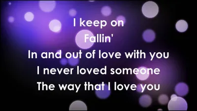 Musique : Quelle chanteuse américaine a connu le succès en 2001 avec son premier titre "Fallin" ?